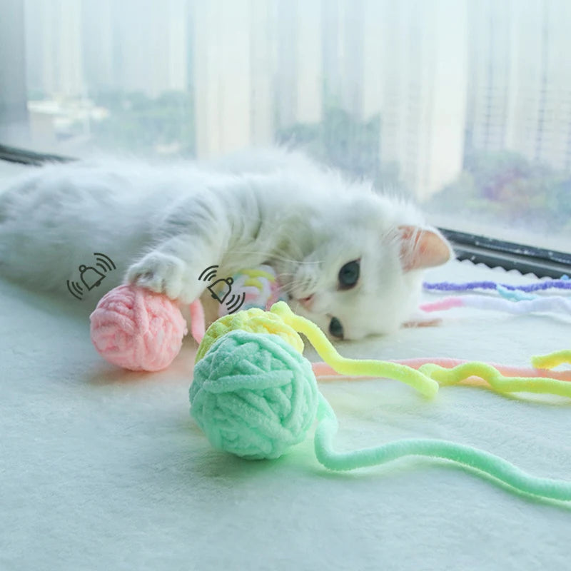 Yarn Balls with Bell